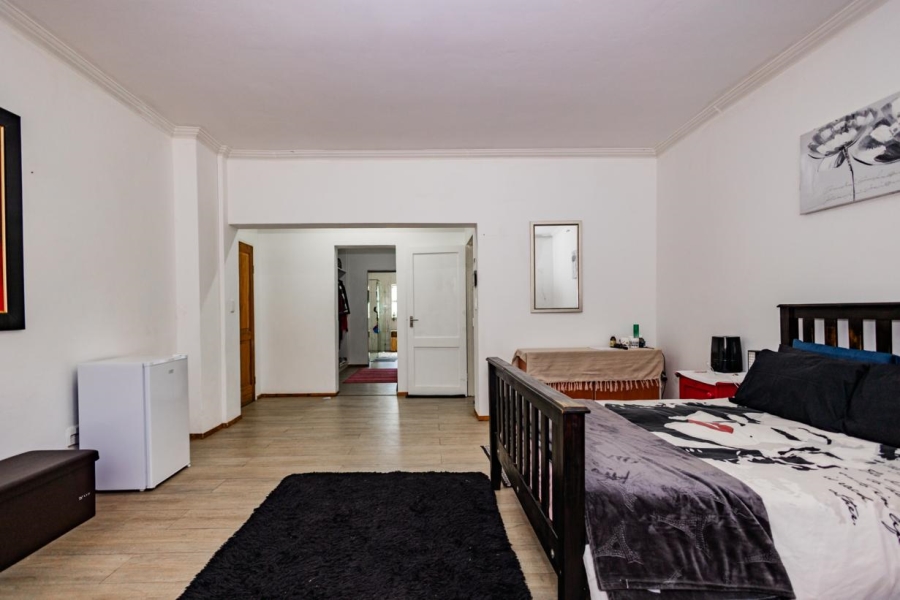 8 Bedroom Property for Sale in Joostenbergvlakte Western Cape